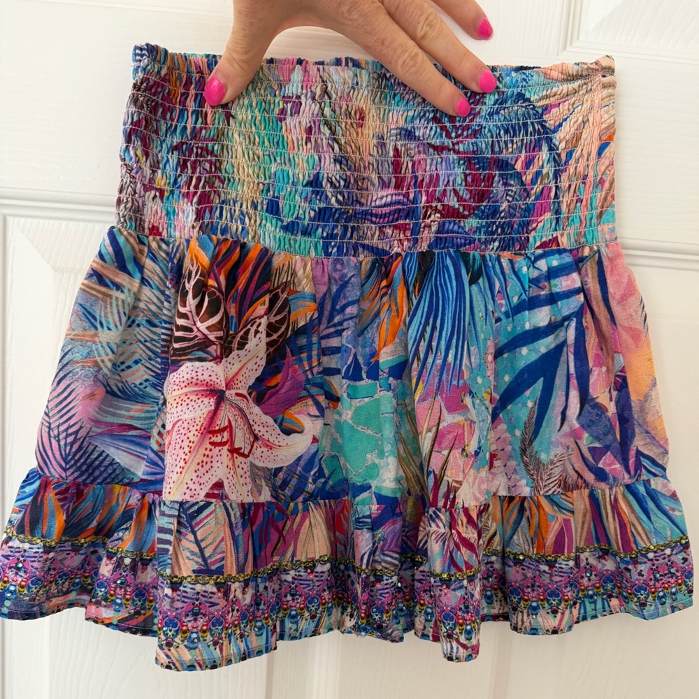 Camilla Milla Size 8 Skirt Coverup